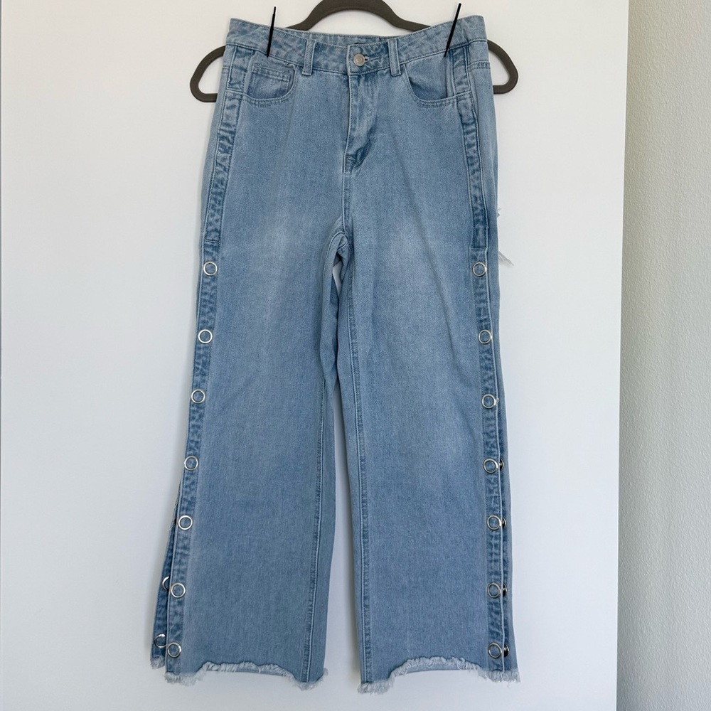 Boohoo Wide Leg Button Up Denim Jeans